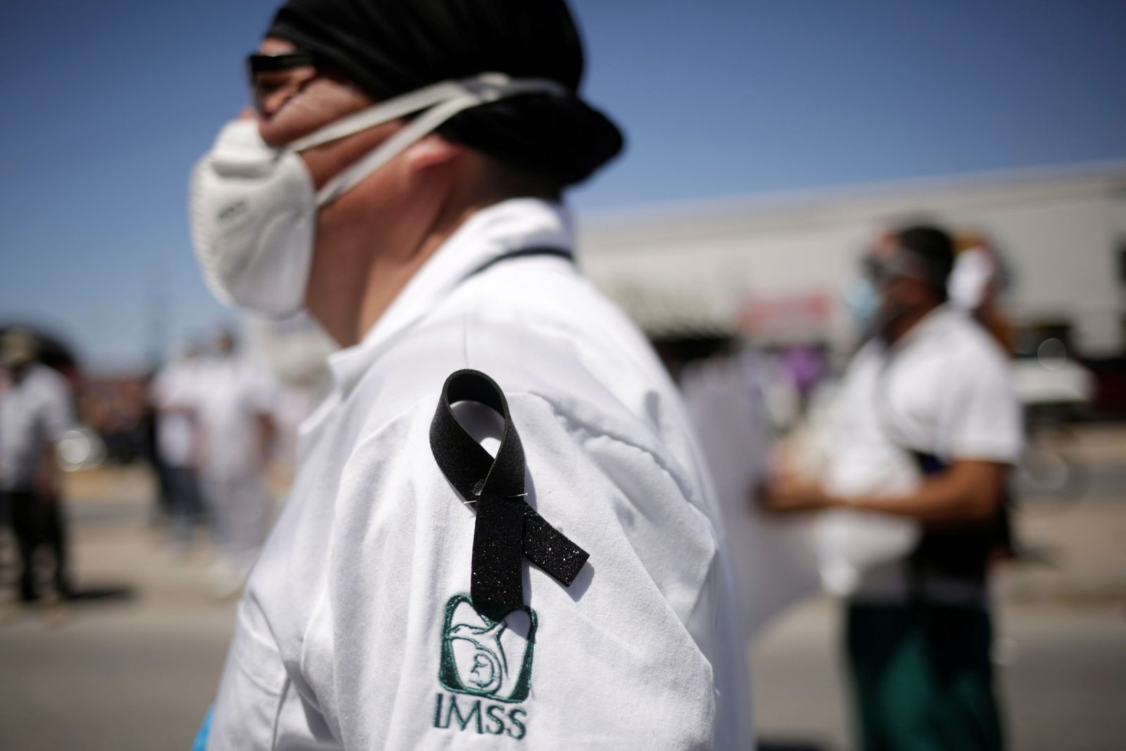 El 55% de los afectados del sector salud son mujeres (Foto: Reuters/Jose Luis Gonzalez)