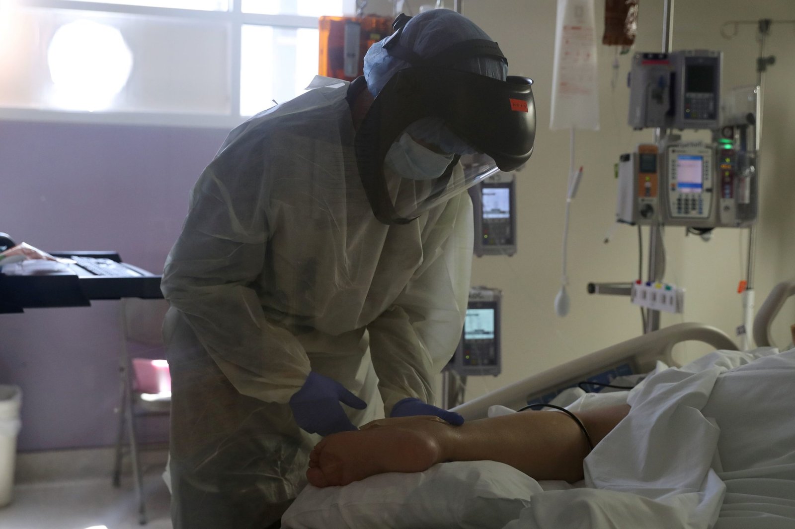 El sistema de sistema de videollamadas es para mejorar el estado de ánimo de los pacientes. (Foto: Reuters)