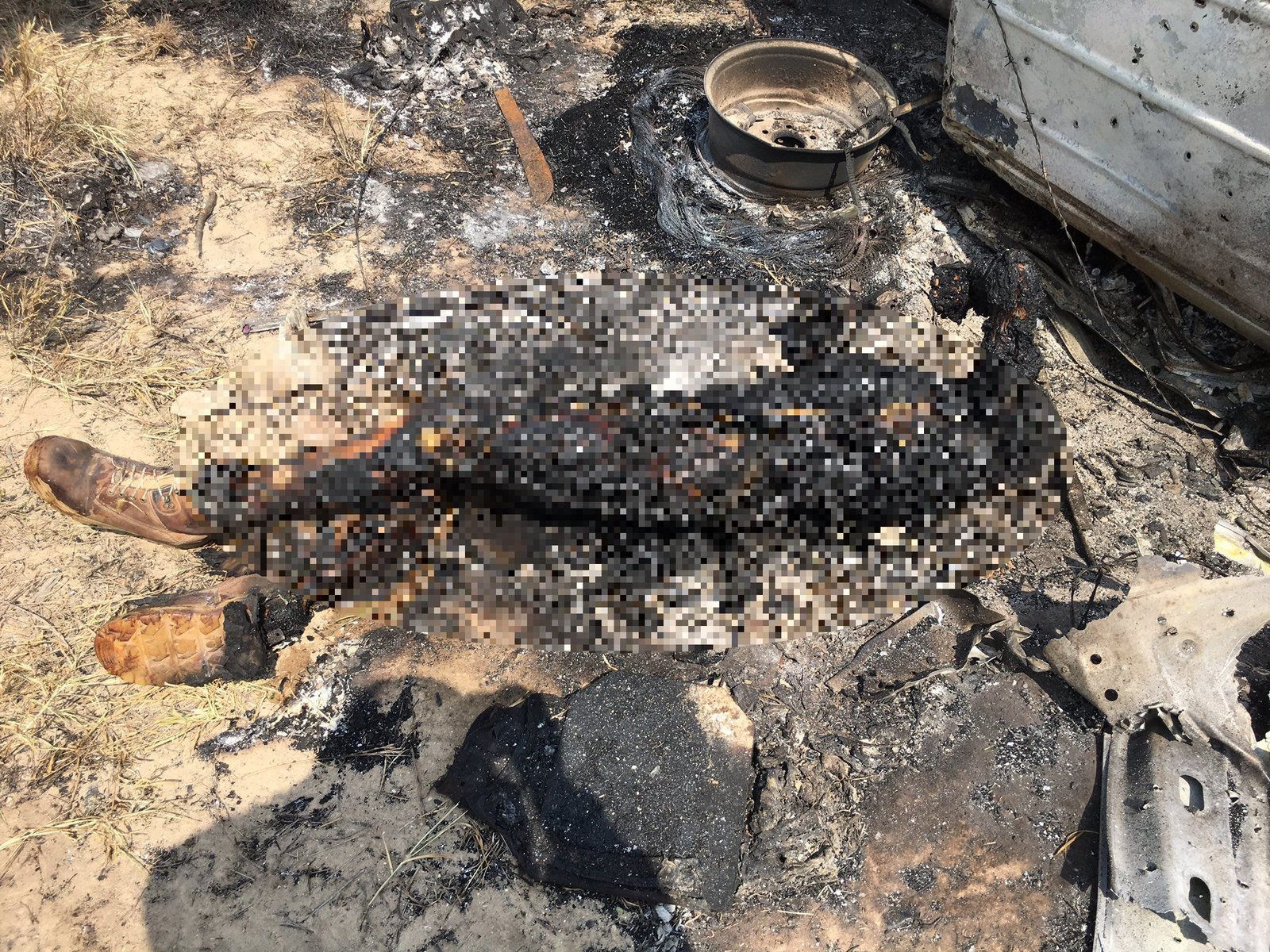 Un hombre fue encontrado calcinado; sin embargo, se presume que hubo más de 25 muertos (Foto: Twitter/LPueblo2)