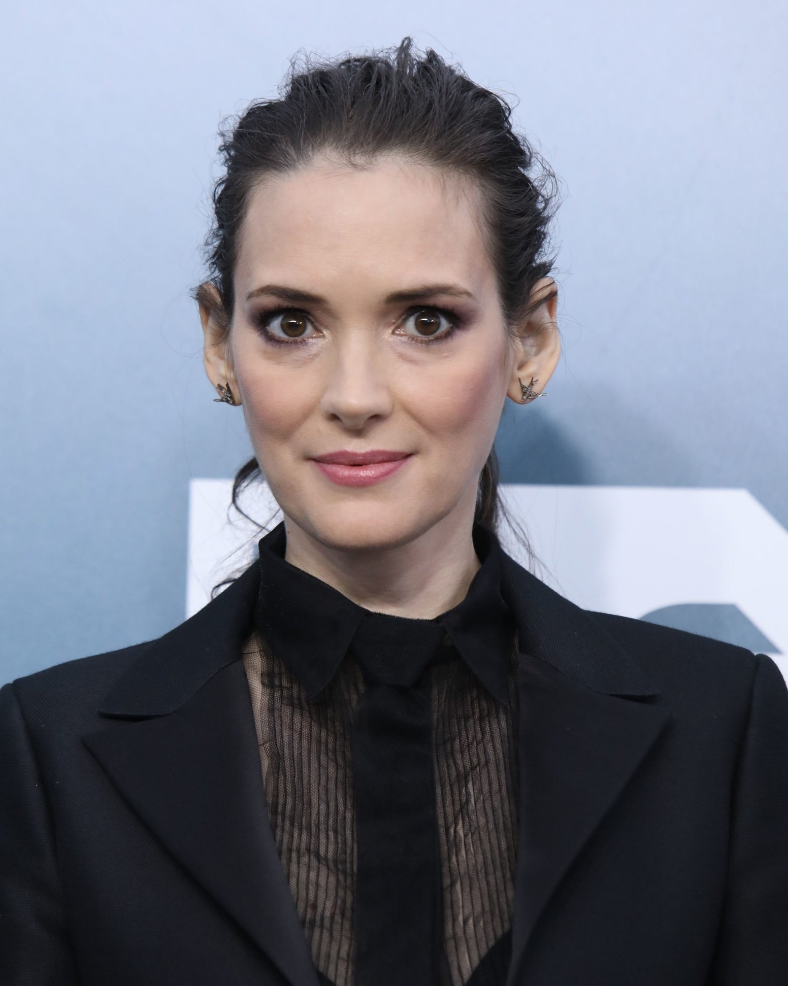 Winona Ryder acusó a Mel Gibson de hacer bromas antisemitas y homofóbicas
