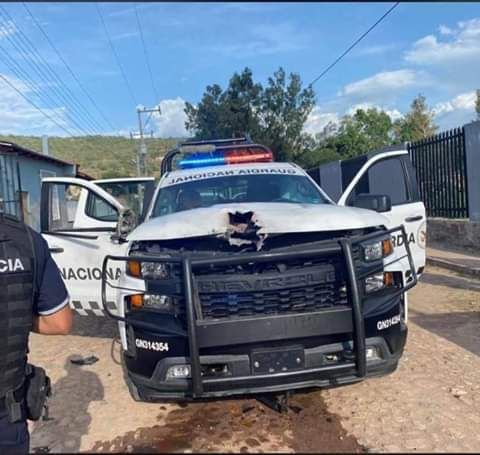 Elementos de la Guardia Nacional fueron emboscados por civiles armados en Unión de Tula, Jalisco (Foto: Twitter/LPueblo2)