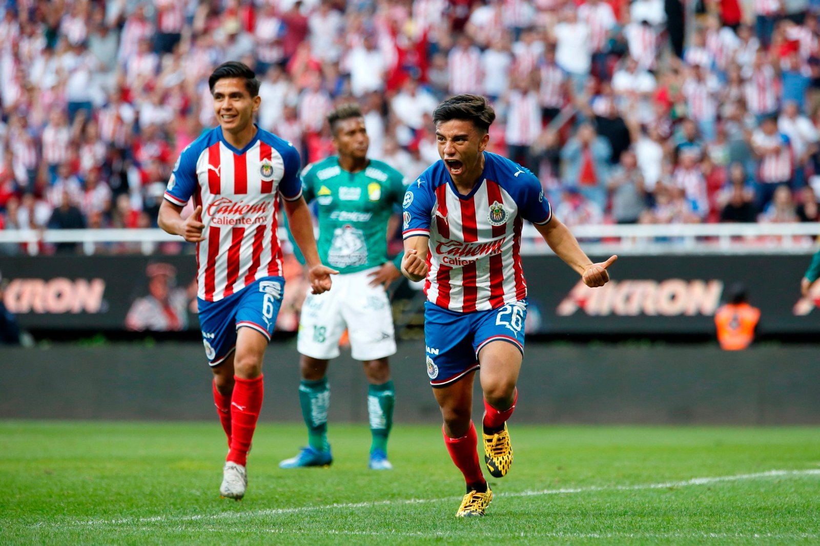 Chivas estará en la Copa por México, a pesar de los posibles contagios de coronavirus (Foto: EFE/ Francisco Guasco)