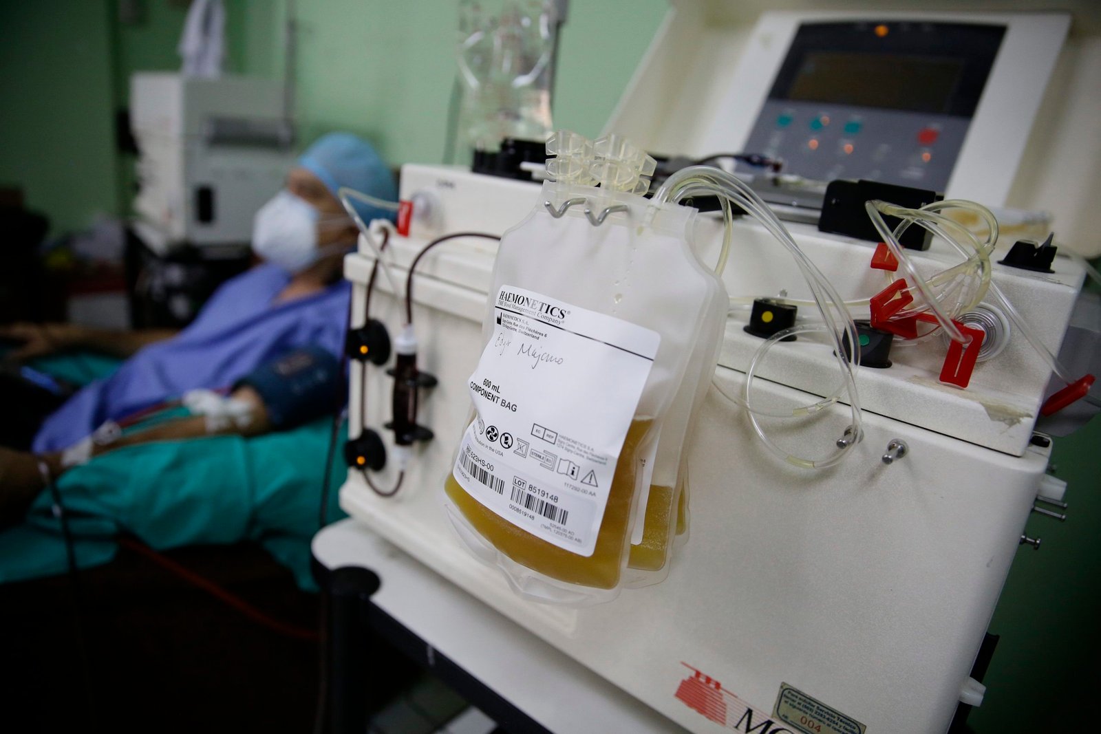 Costa Rica contabilizó este viernes 288 casos nuevos de la enfermedad, la segunda cifra más alta en un solo día durante la pandemia, pero además la cantidad de personas hospitalizadas en la actualidad es de 73, lo que significa 13 más que el día anterior. EFE/Rodrigo Sura/Archivo
