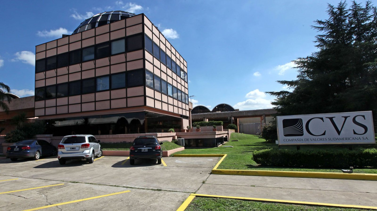La planta de la ex Ciccone produce billetes de $200 y $1.000