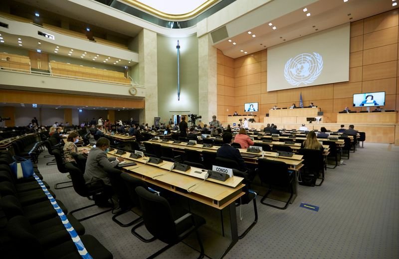 FOTO DE ARCHIVO. Delegados asisten a la 44ª sesión del Consejo de Derechos Humanos en la sede europea de las Naciones Unidas en Ginebra, Suiza. 30 de junio de 2020. REUTERS/Denis Balibouse