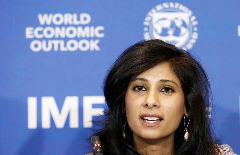 "El mercado laboral se ha visto seriamente afectado y a una velocidad sin precedentes, particularmente en el caso de los trabajadores semicalificados y de menor ingreso, que no tienen la opción de trabajar a distancia", observó Gita Gopinath, economista principal del FMI (Reuters)