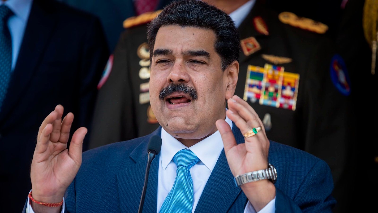 Maduro dice que Venezuela sufre una invasión de coronavirus desde Colombia