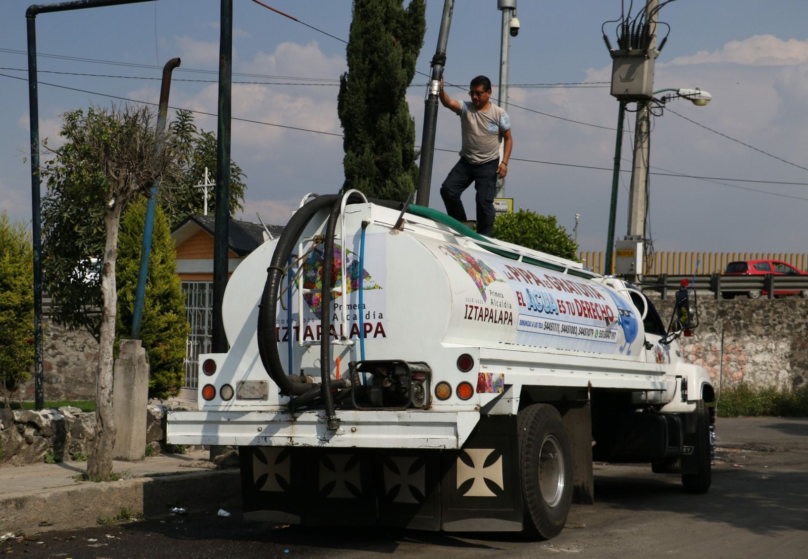El gobierno de la Ciudad de México apoyará con pipas de agua (Foto: Cuartoscuro)