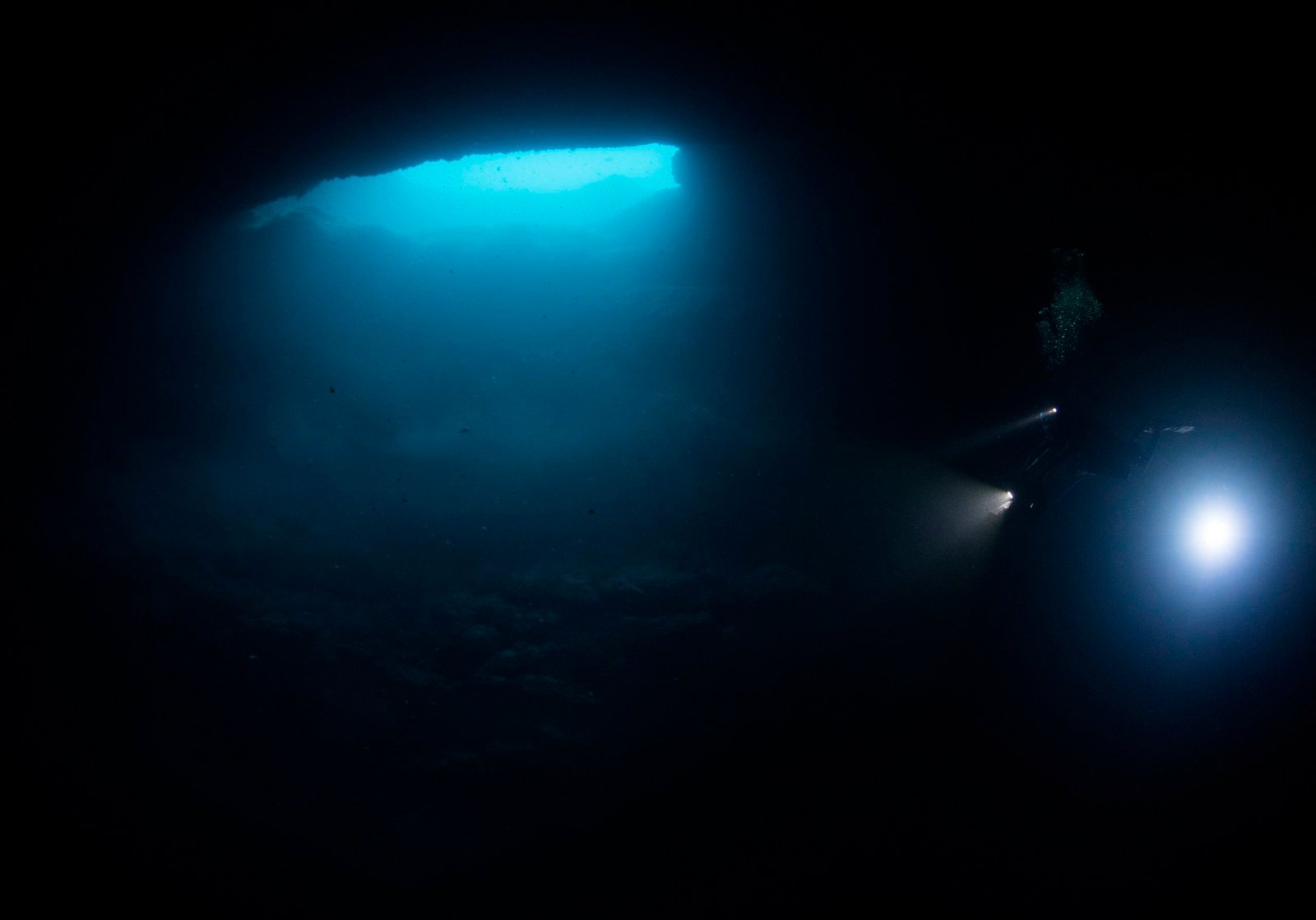 Fotografía cortesía del fotógrafo Rodrigo Friscione, con fecha del 23 de marzo de 2019, donde se observa uno de los 5 cenotes de agua dulce en Isla Mujeres Quintana Roo (México). EFE/Cortesía Rodrigo Friscione/SOLO USO EDITORIAL/NO VENTAS/MEJOR CALIDAD DISPONIBLE