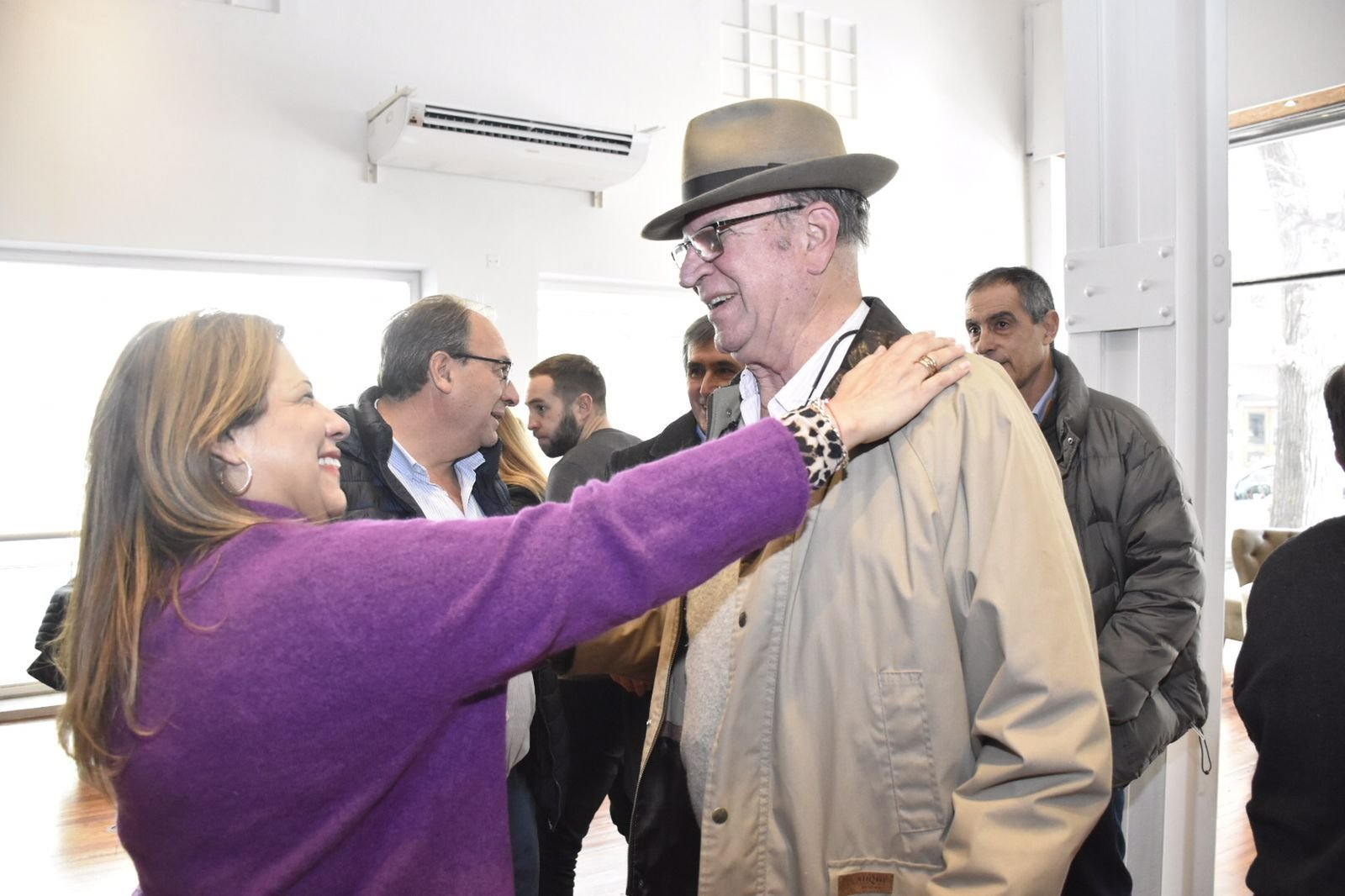 Calixto Tellechea se aleja de la intendencia y su lugar, asume Nahuel Mittelbach, de 28 años.