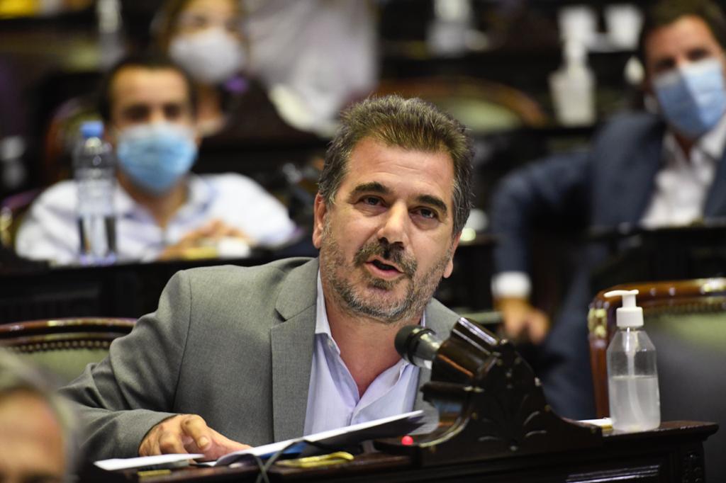 Ofensivo gesto de Ritondo a Moreau al retirarse de la sesión de Diputados