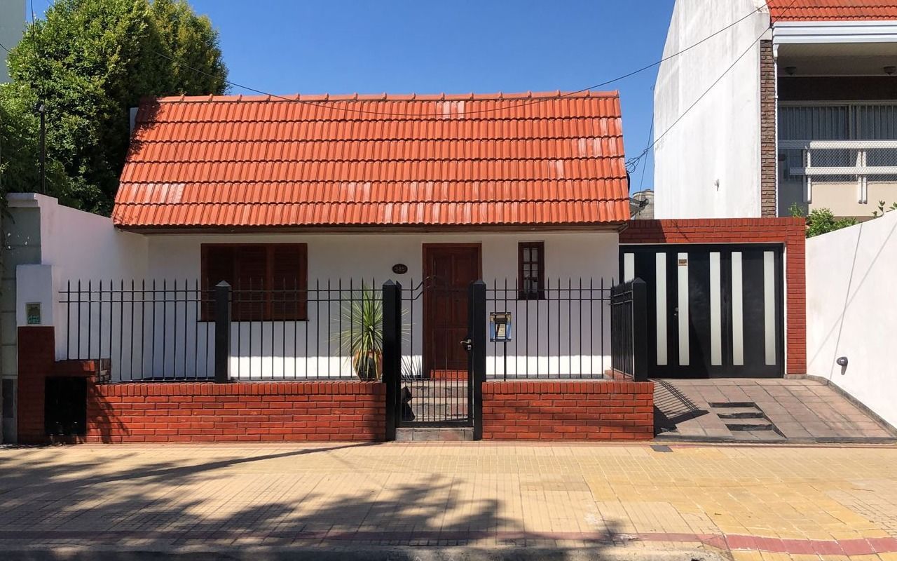 La vivienda de 26 entre 39 y 40 donde sucedió el sangriento hecho. (El Día)