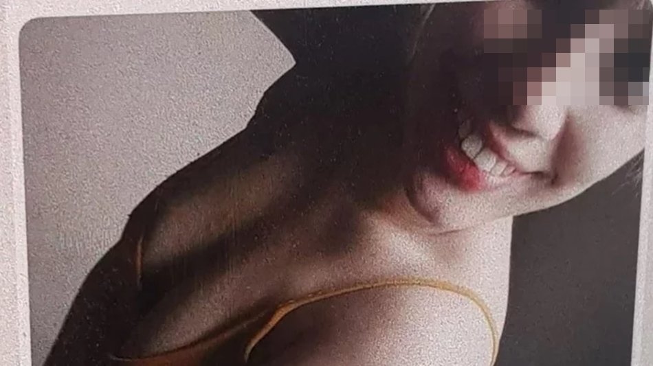 Una de las fotos con las que “Mica” se promocionaba en los sitios web.