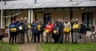 El Municipio inició la entrega de indumentaria de trabajo, con calzado para empleados municipales