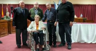 Emotivo reconocimiento del Concejo Deliberante a los pioneros de Bomberos Voluntarios de Rivadavia